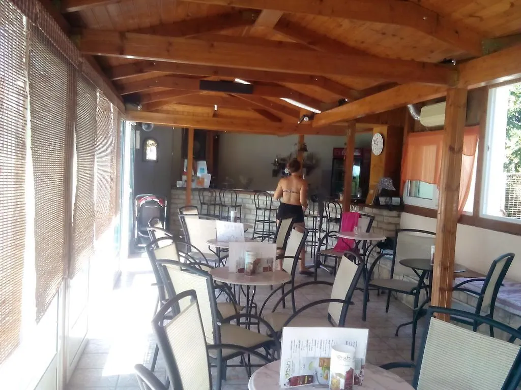 Marketos Apartments Svoronata