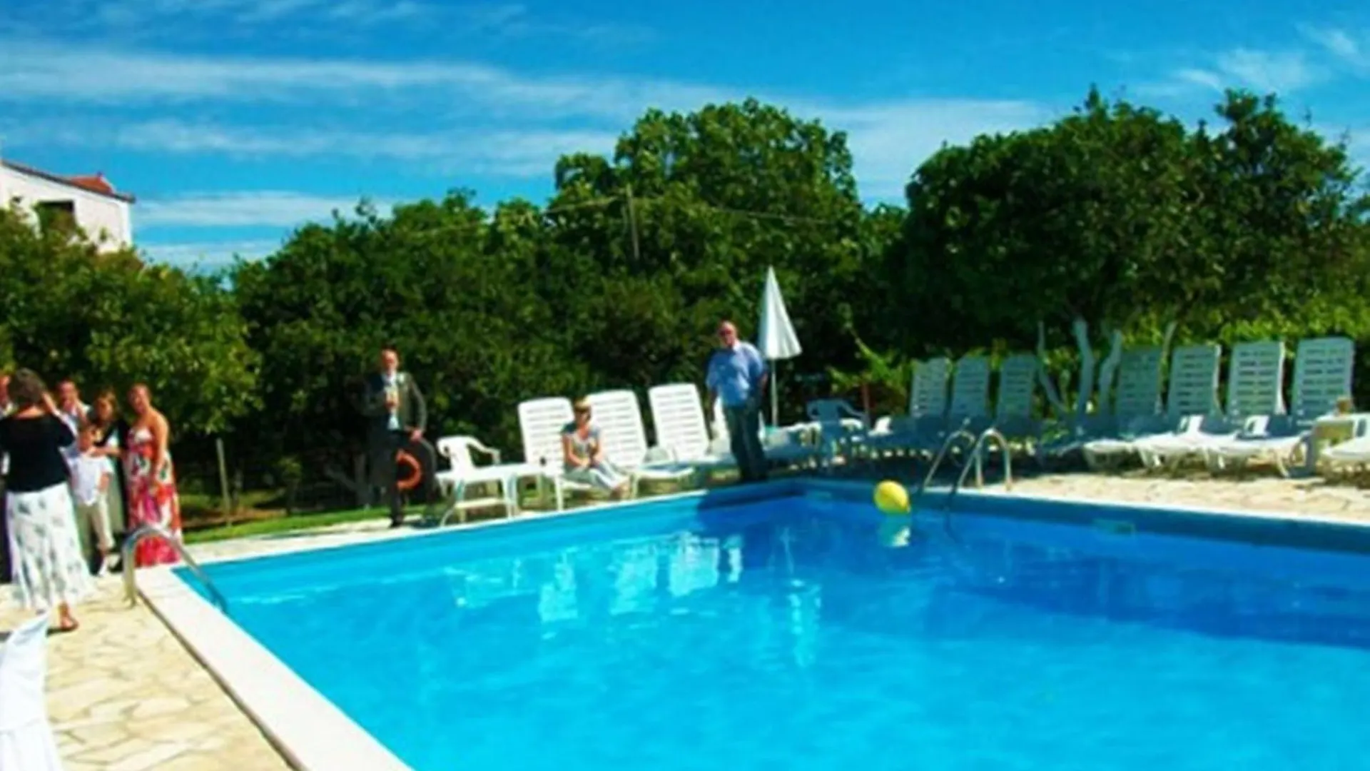 Marketos Apartments Svoronata