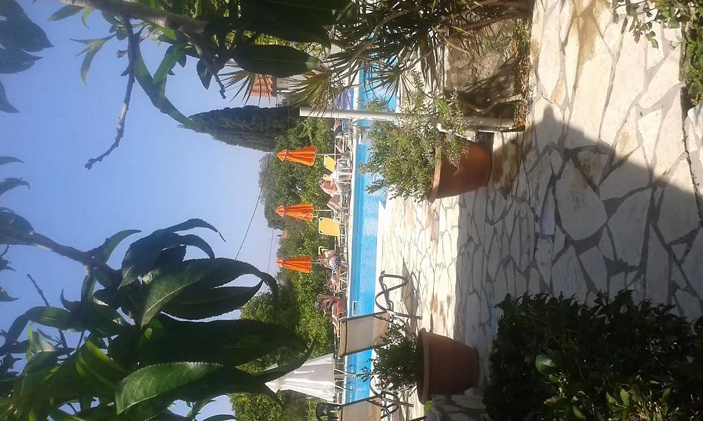 Marketos Apartments Svoronata